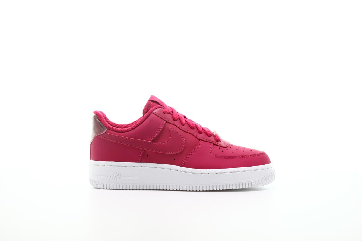 nike-air-force-1-07-essential-